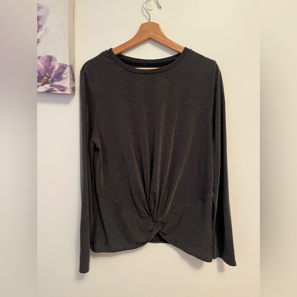 Shambala Athleisure Long Sleeve Knot Front Top- Extra Large NWOT - Picture 1 of 8